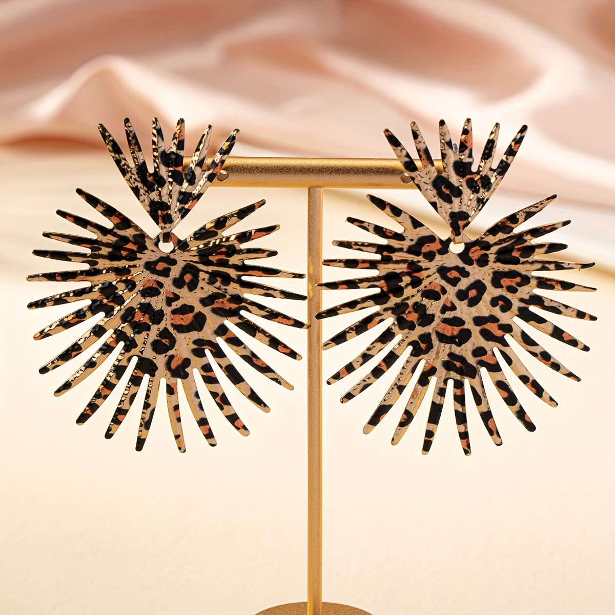 Leopard Pattern Thorn Heart Design Dangle Earrings Retro Sexy Style Creative Female Ear Ornaments - Topdecheztop.fr