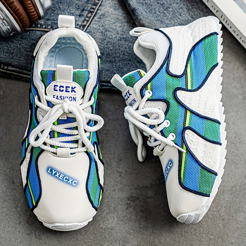 Les chaussures de sport décontractées légères à lacets