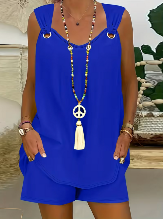 Grande Taille - Ensemble Deux Pièces Couleur Unie avec Haut Sans Manches et Short