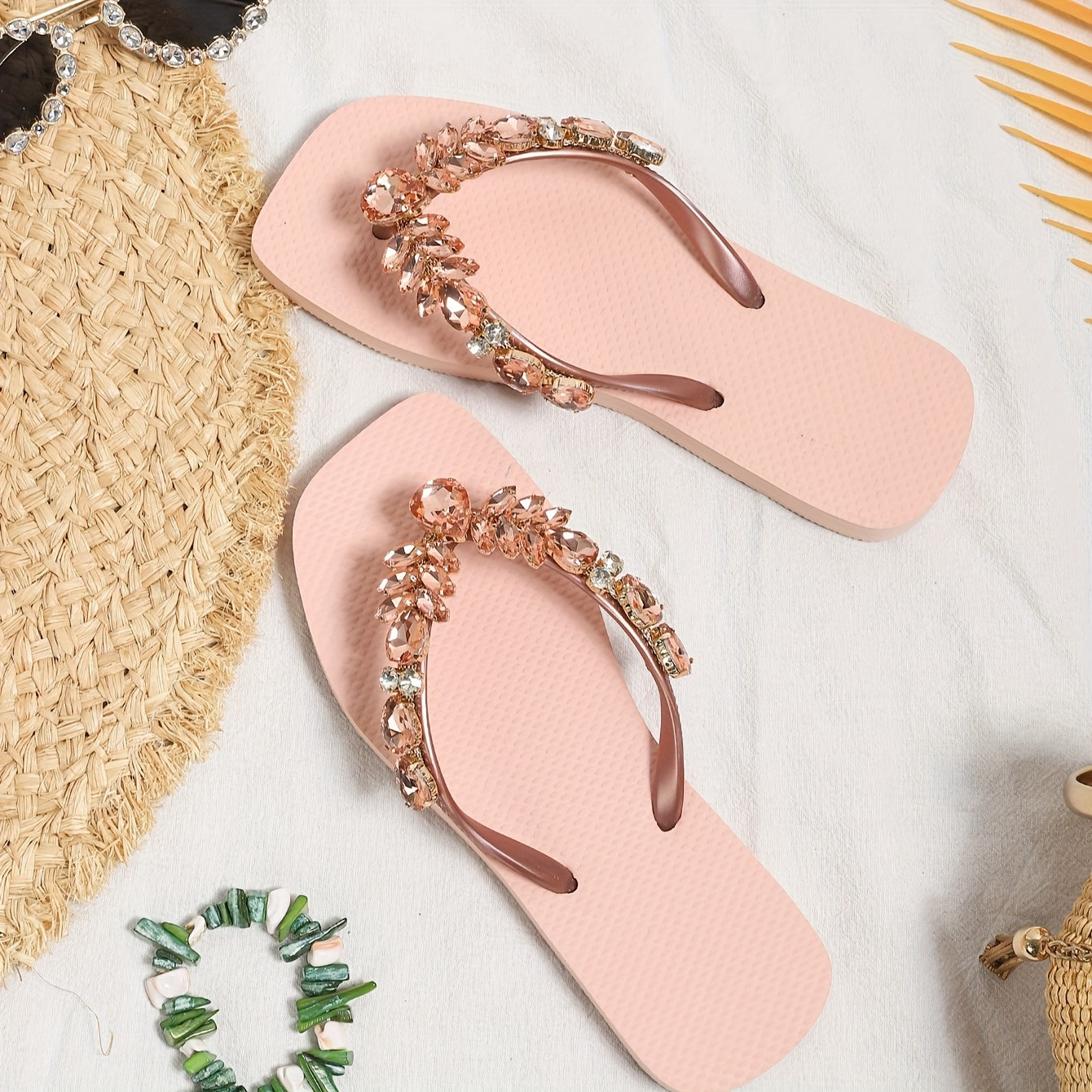 Tongs à strass pour femme