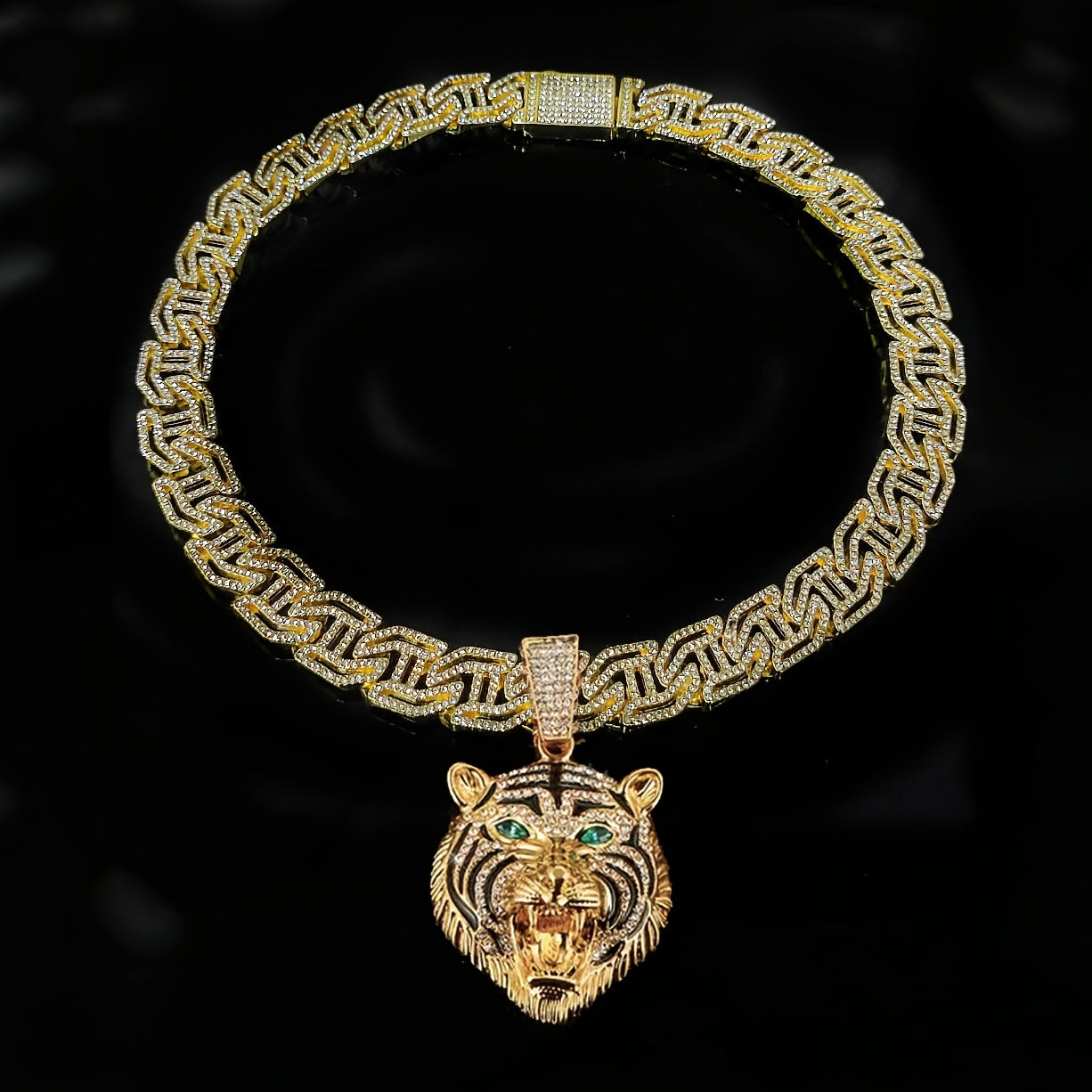 Pendentif tête de tigre aux yeux verts, 1 pièce, avec un collier cubain en strass