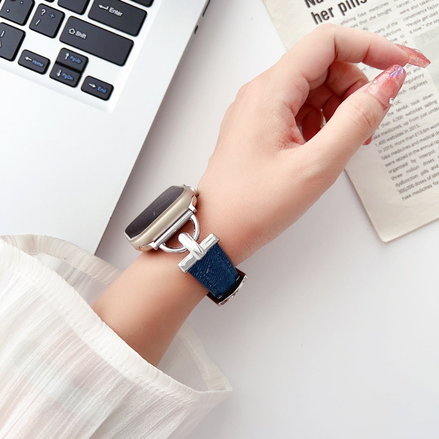 Nouveau bracelet fin en denim en métal
