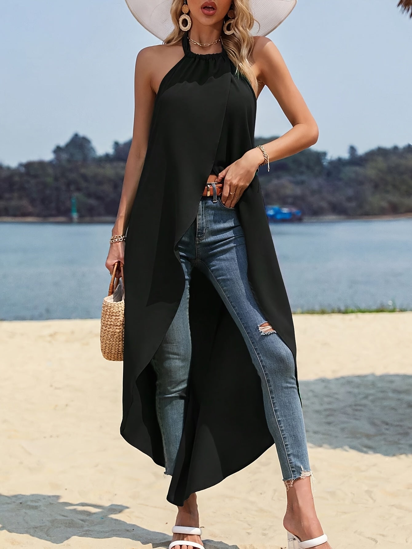 Haut noir asymétrique