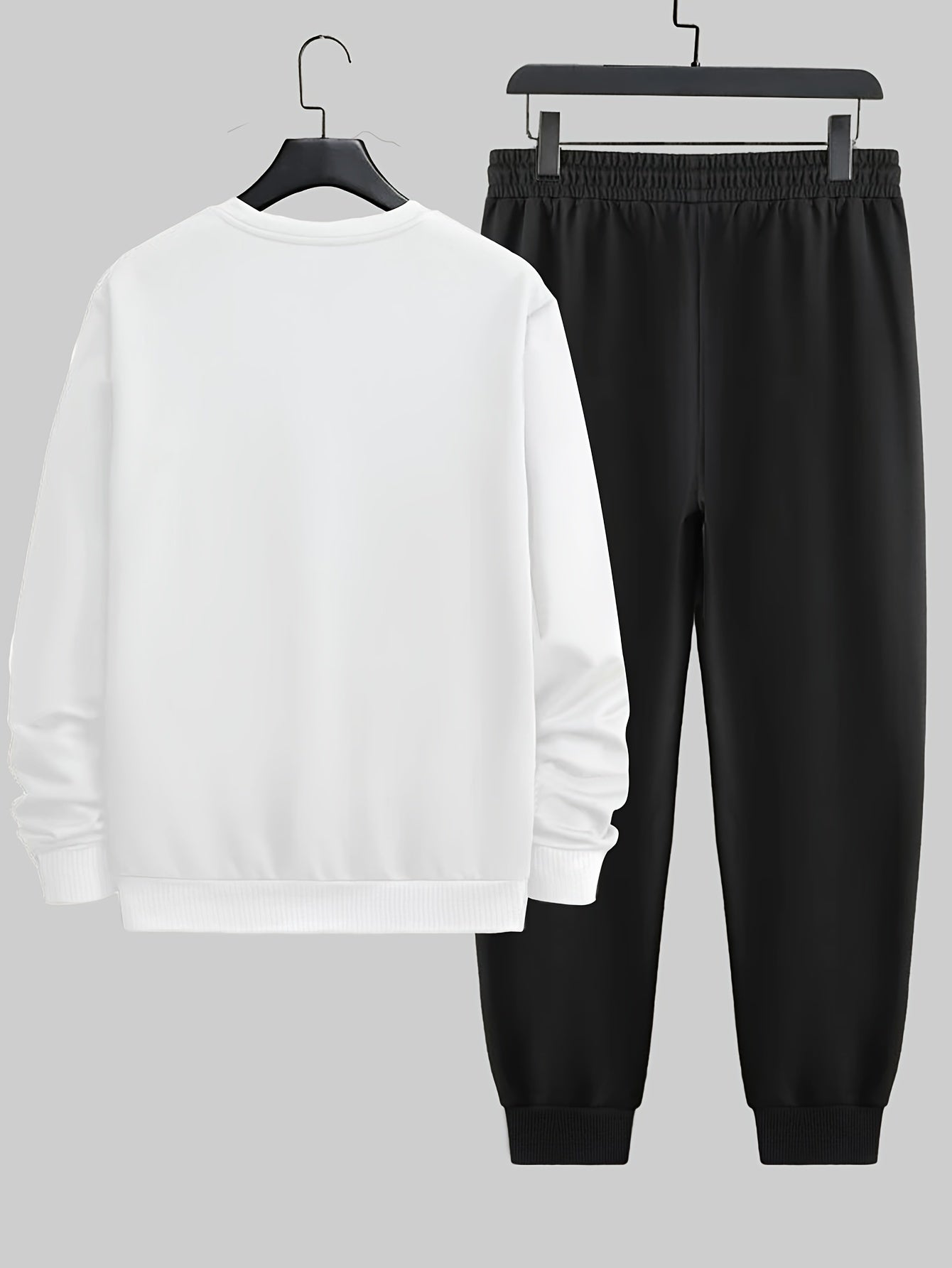 Ensemble deux pièces sweat-shirt et pantalon