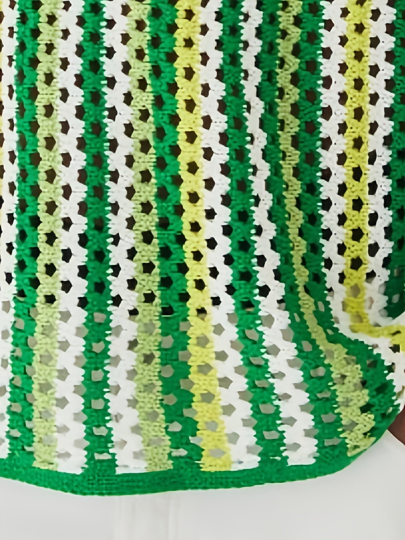 Gilet ajouré au crochet