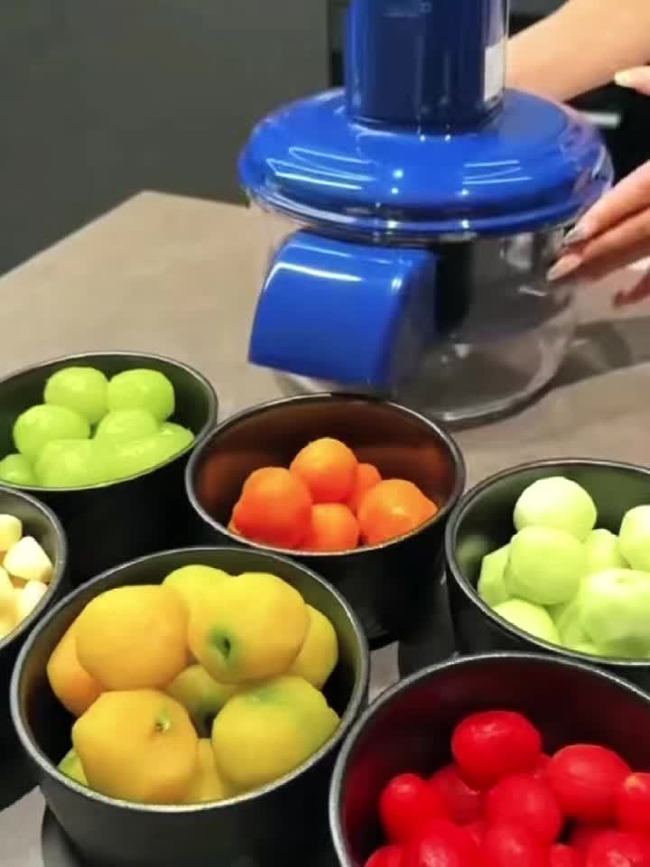 Éplucheur électrique polyvalent conçu pour simplifier la préparation culinaire