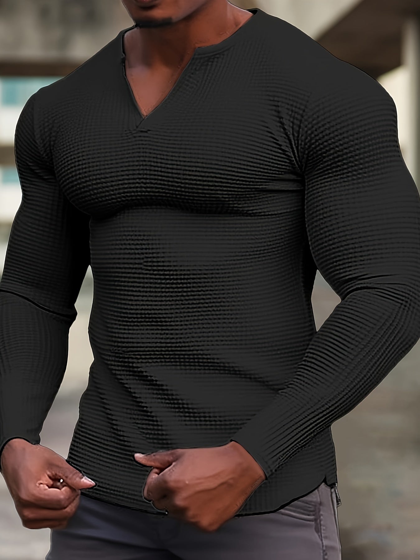 T-shirt  à manches longues et col en V gaufré pour homme