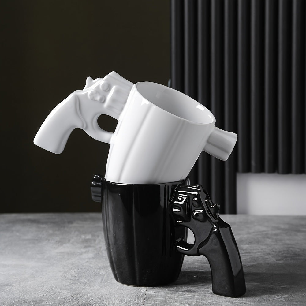 Mug en céramique en forme de pistolet (1 pièce)