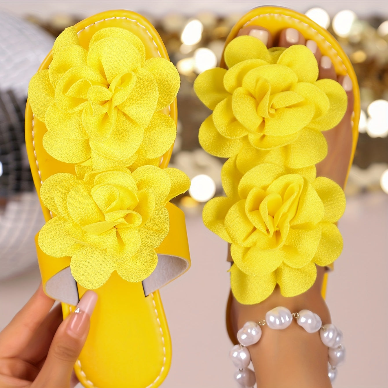 Sandales plates élégantes à fleurs pour femmes