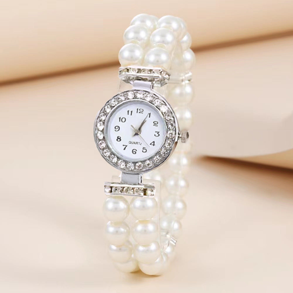 Montre * 1, collier * 1, paire de boucles d'oreilles