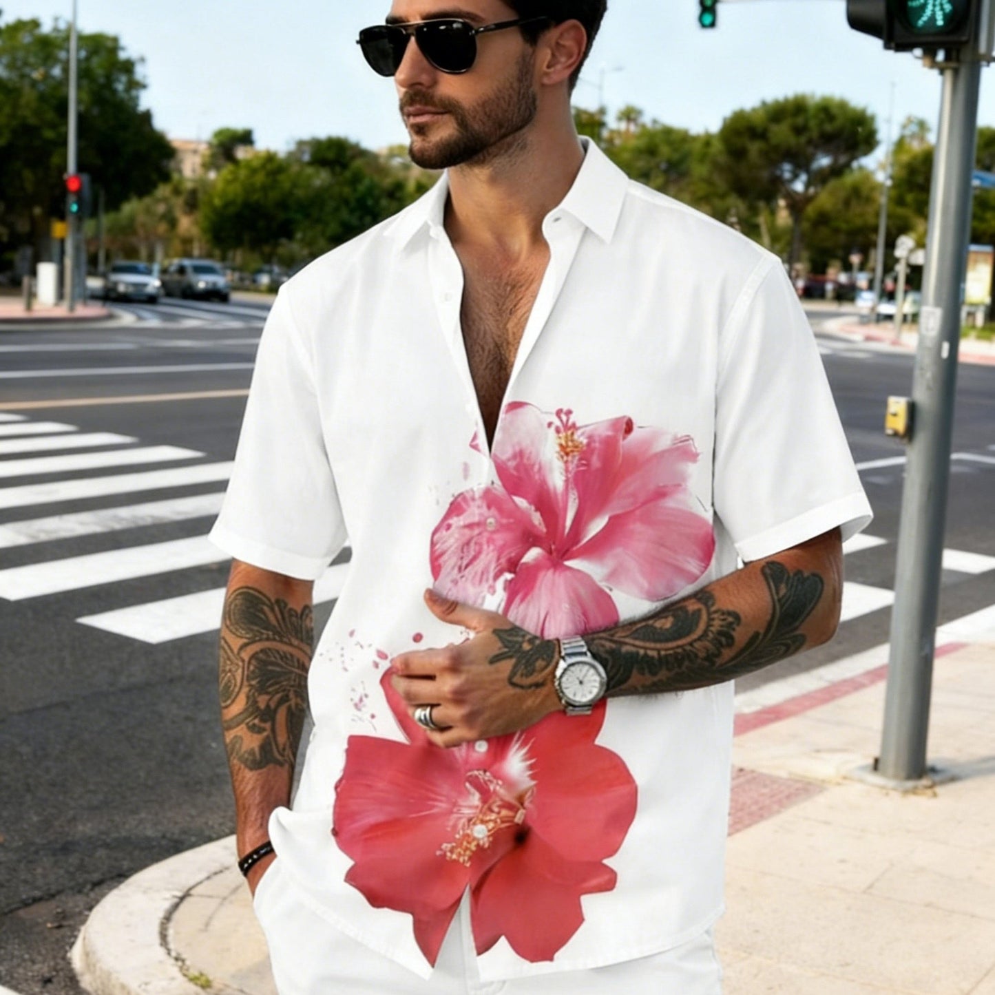 Chemise blanche à manches courtes pour homme, imprimée de fleurs d'hibiscus
