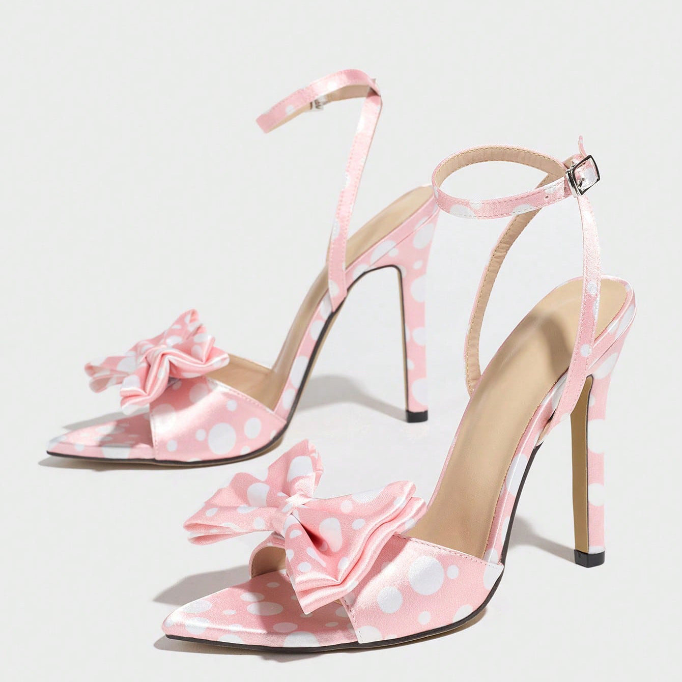 Escarpins élégants en soie haut de gamme