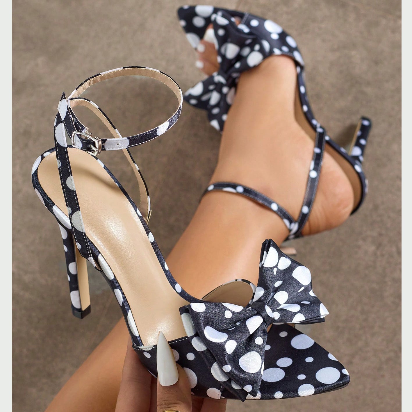 Escarpins élégants en soie haut de gamme