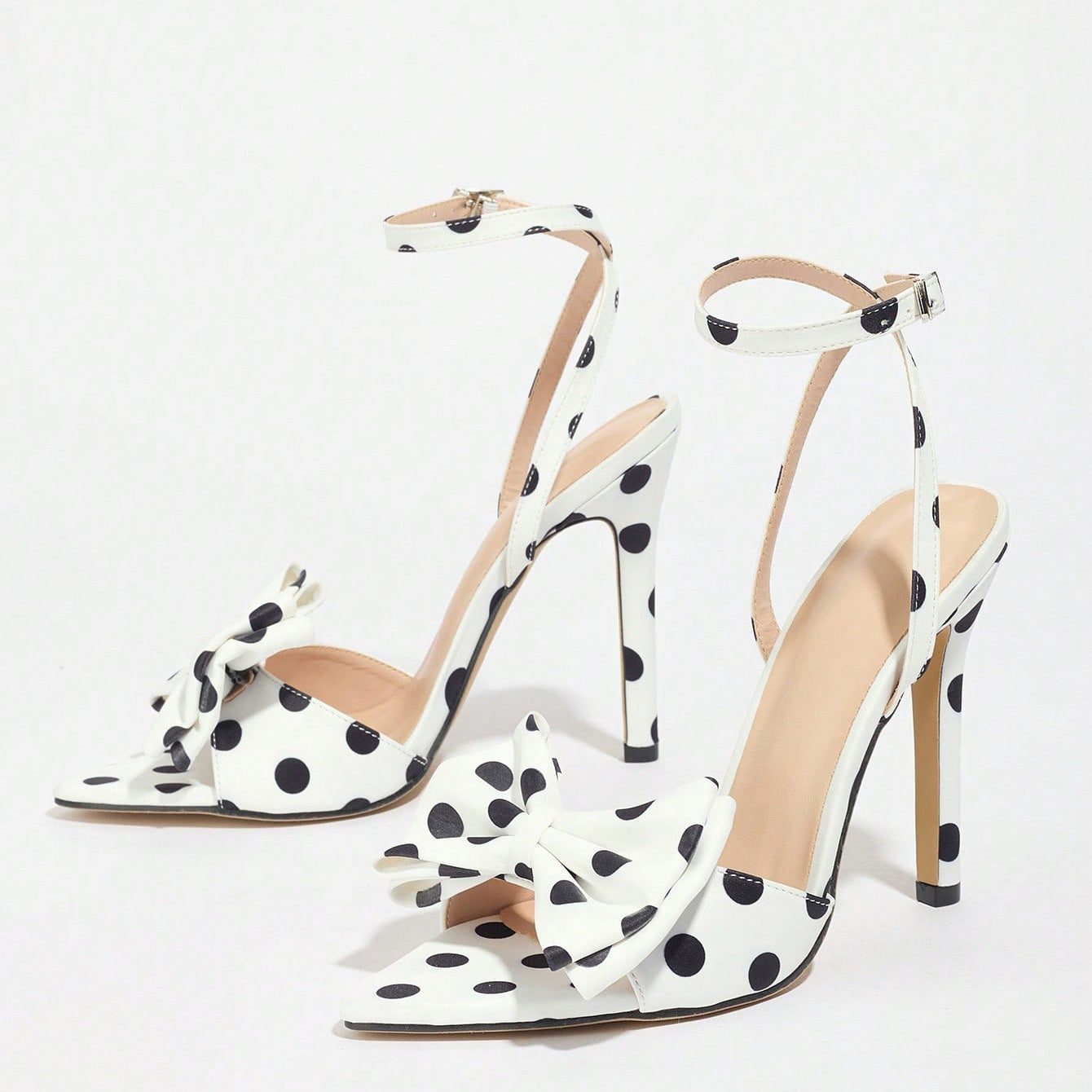 Escarpins élégants en soie haut de gamme