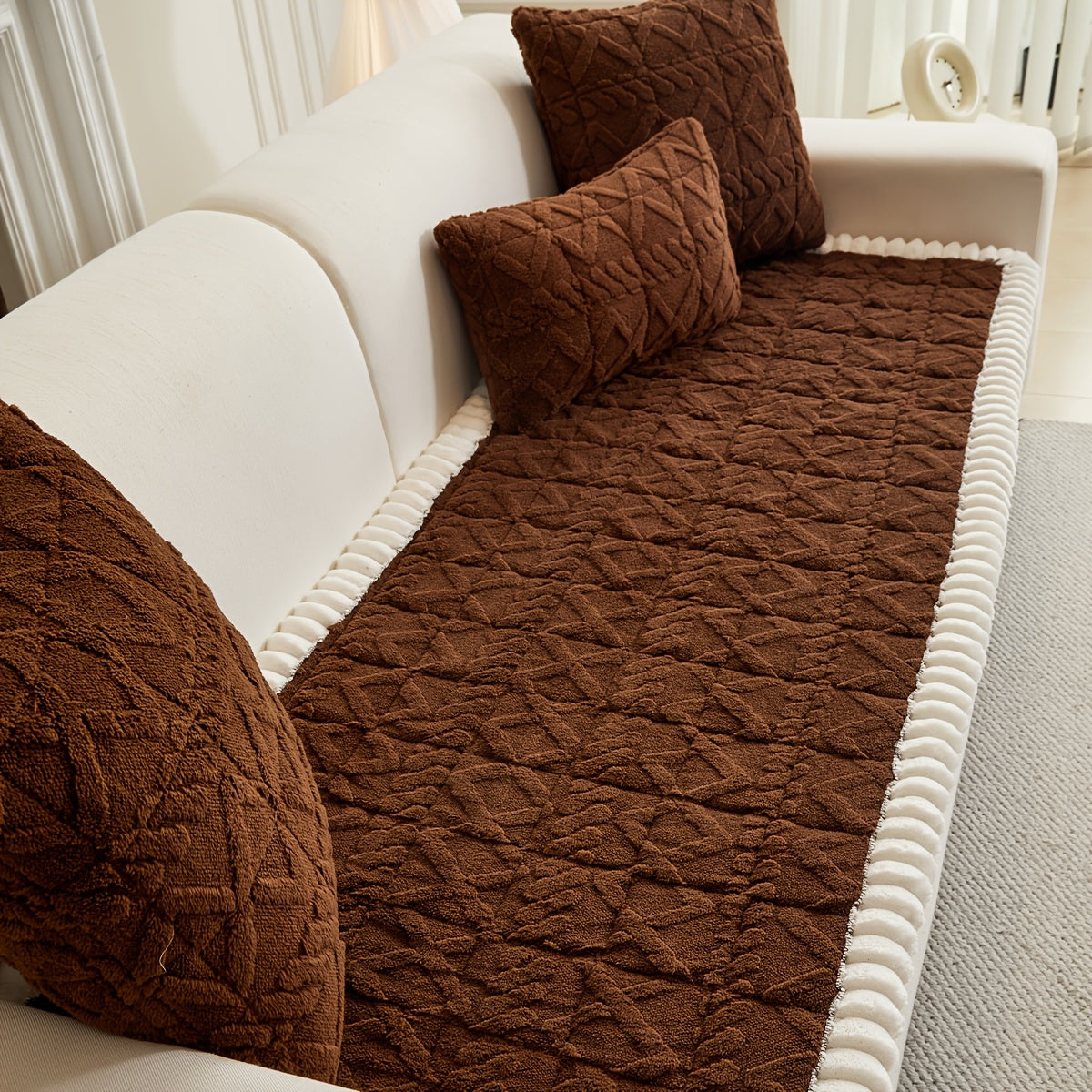 Coussin de canapé matelassé doux (1 pièce), housse de canapé épaisse en polyester pour plus de chaleur en automne et en hiver, décoration intérieure adaptée aux canapés 2, 3 ou 4 places.