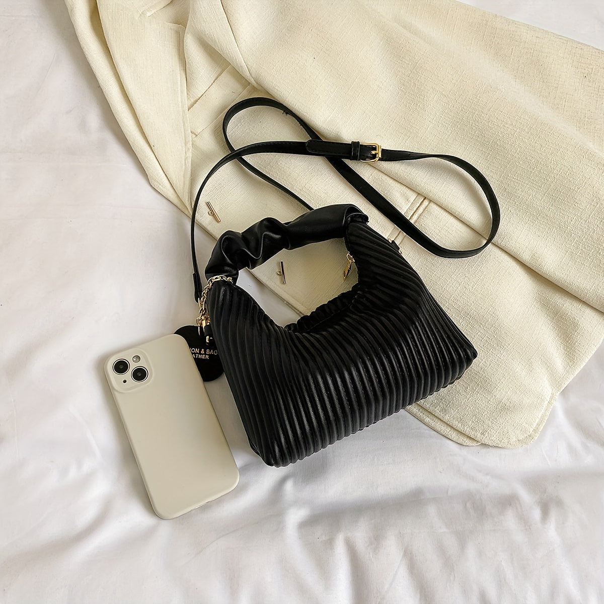Pochette de soirée plissée tendance pour femme - Topdecheztop.fr