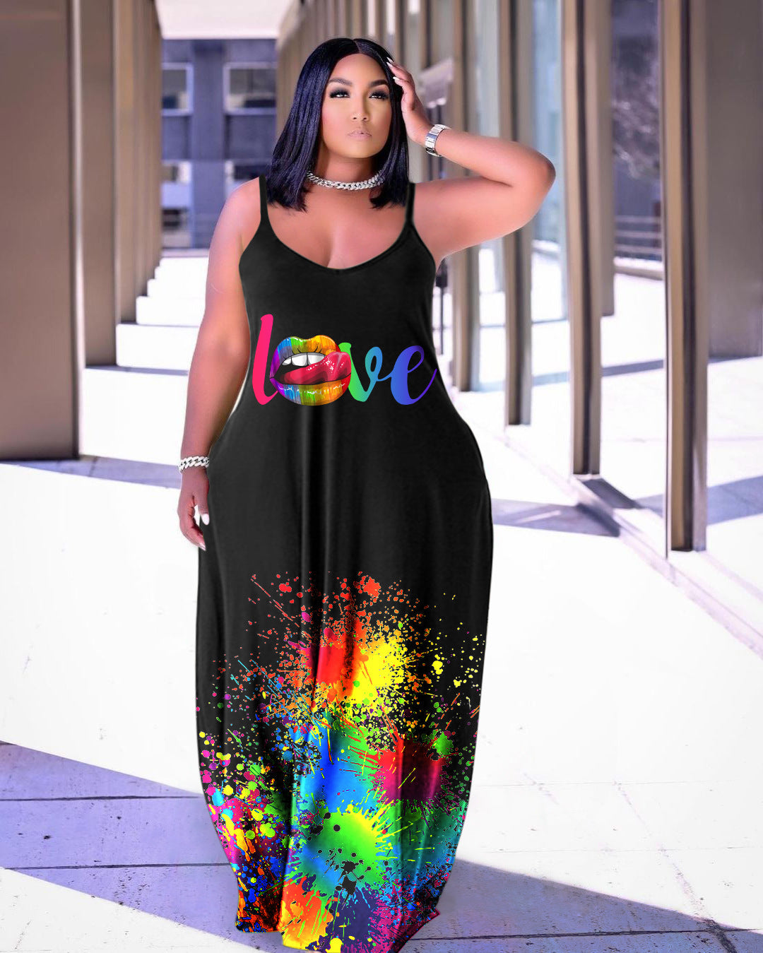 Robe d'été légère à fines bretelles et imprimé floral