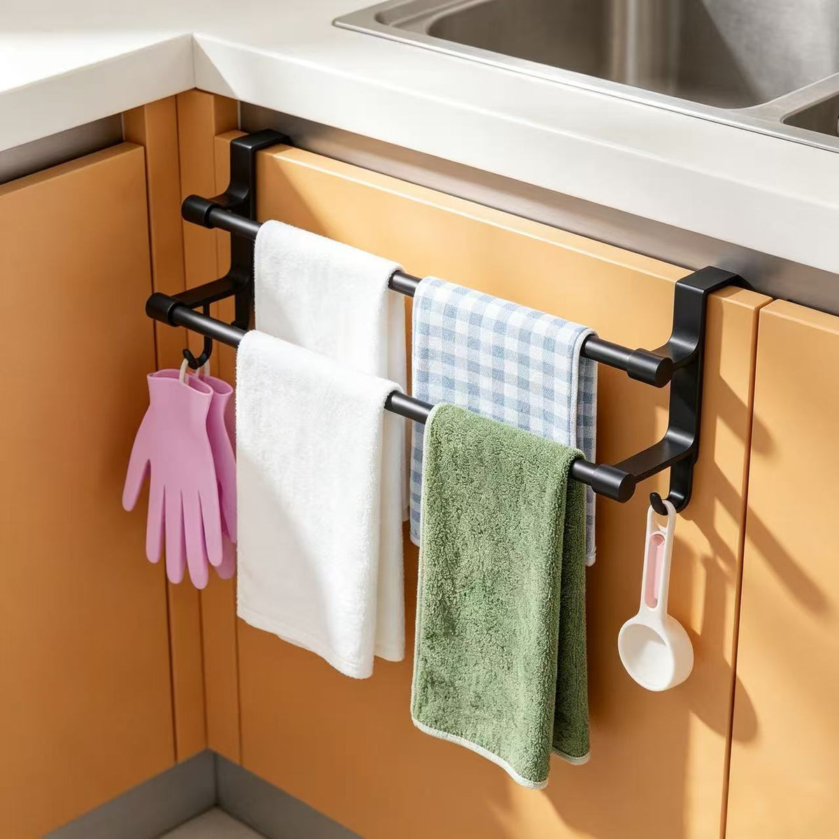 [2 tailles disponibles] 1 pc Porte-serviettes sur porte de meuble, barre double en acier inoxydable avec crochets latéraux, barre à serviettes de cuisine sans perçage, pour porte de meuble, organiser torchons, gants, outils de nettoyage, 2 tailles disponibles