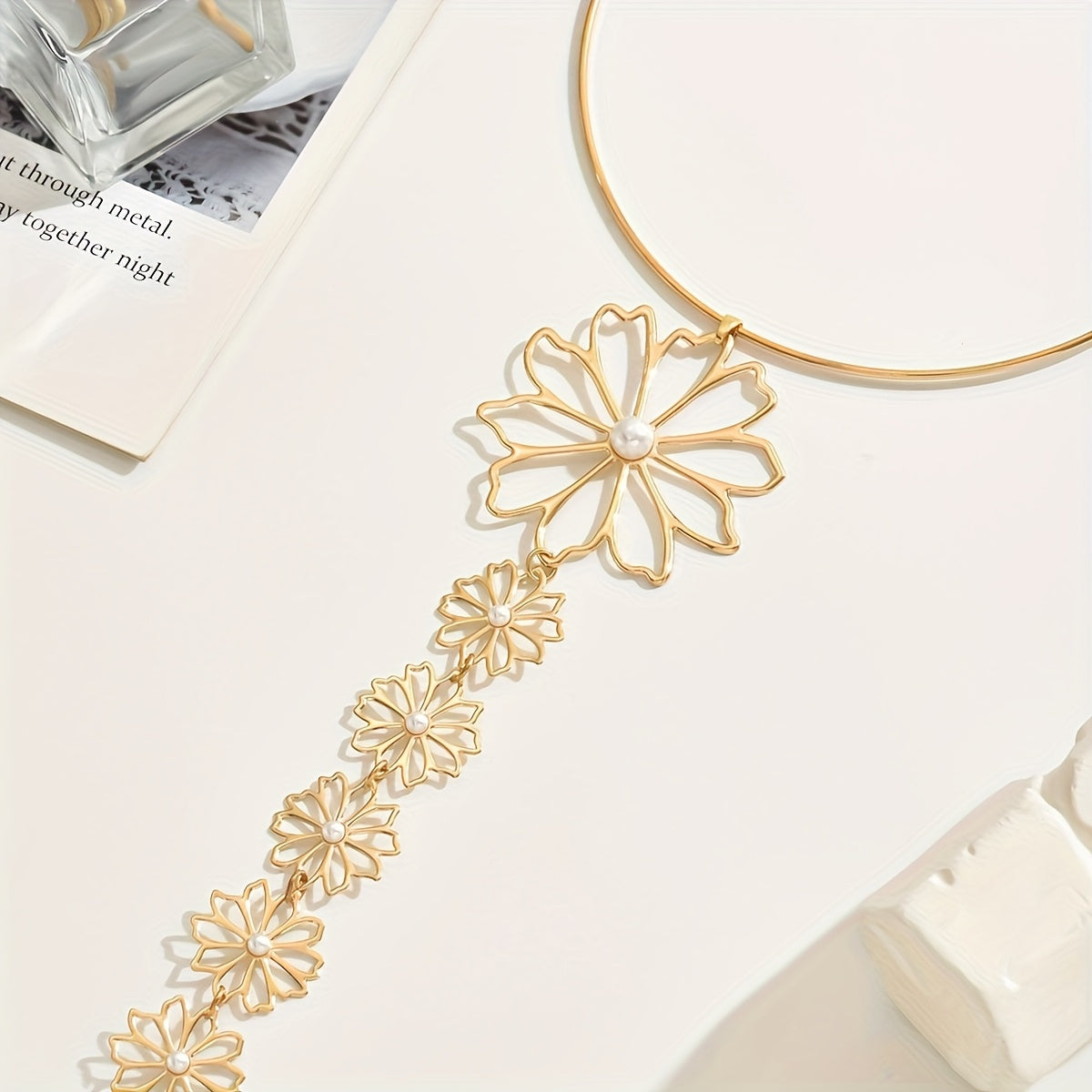 Collier Femme Vintage Fleur Ajouree Elegante - Style Retro Chic