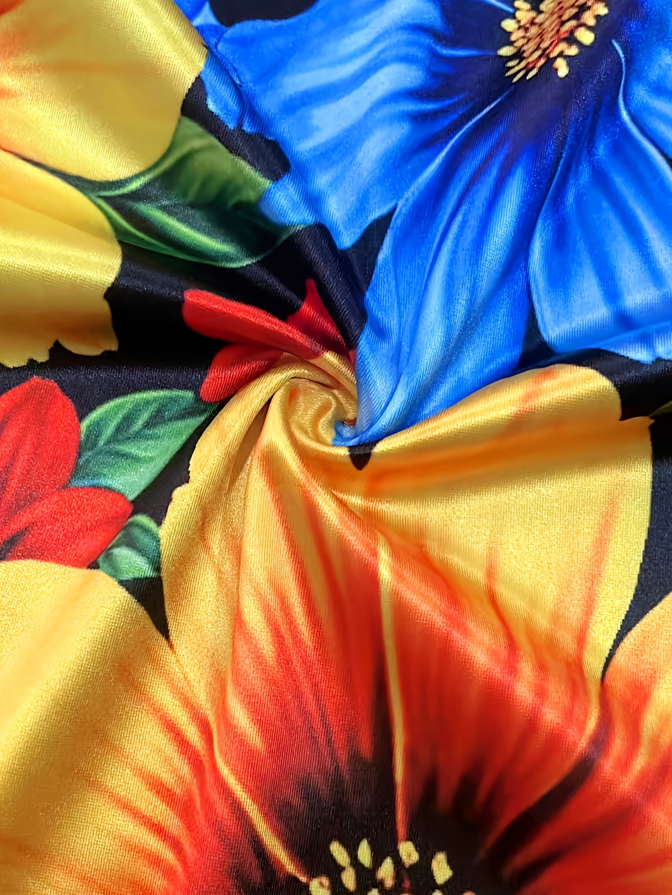 Robe élégante à bretelles spaghetti et imprimé floral