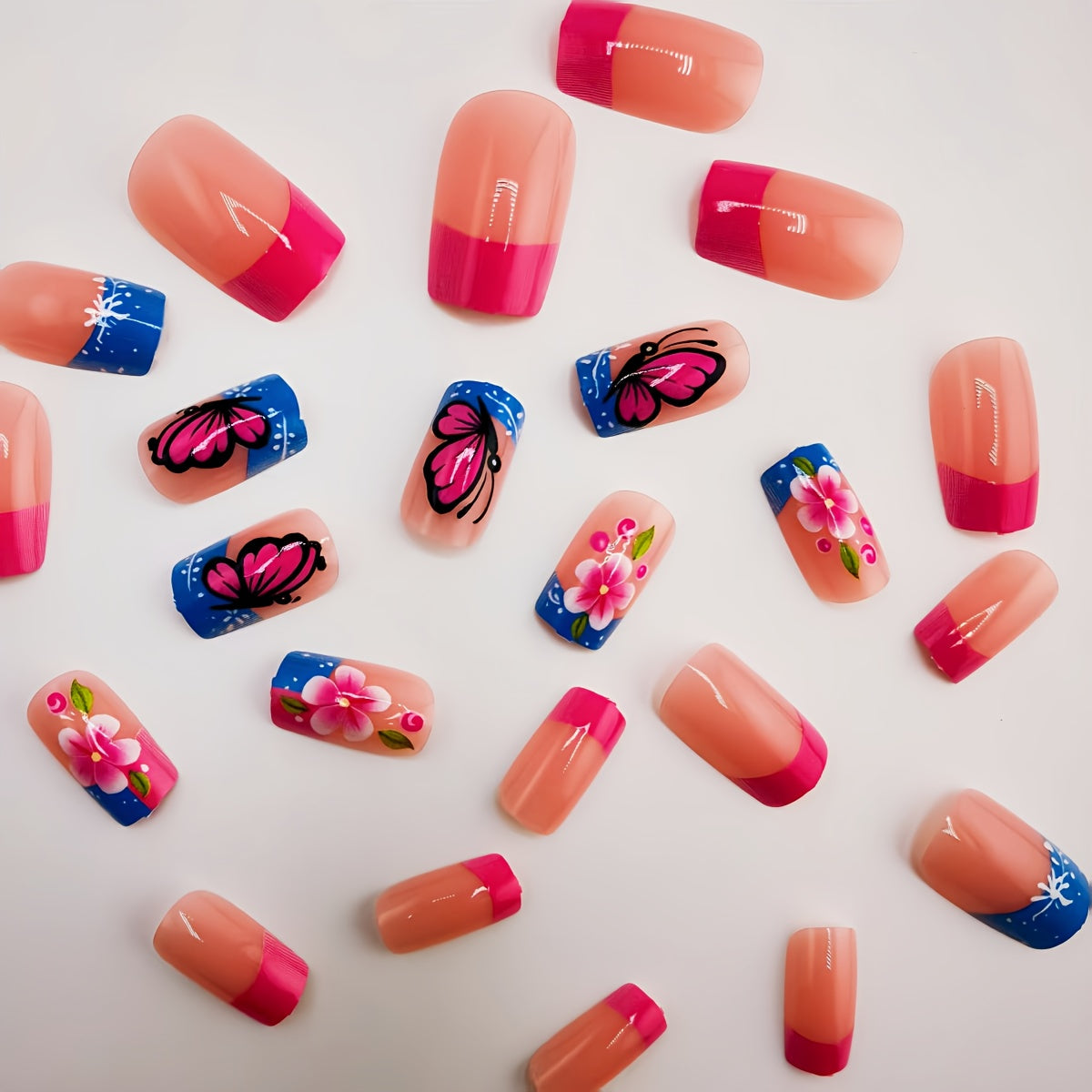 24 faux ongles courts de forme carrée