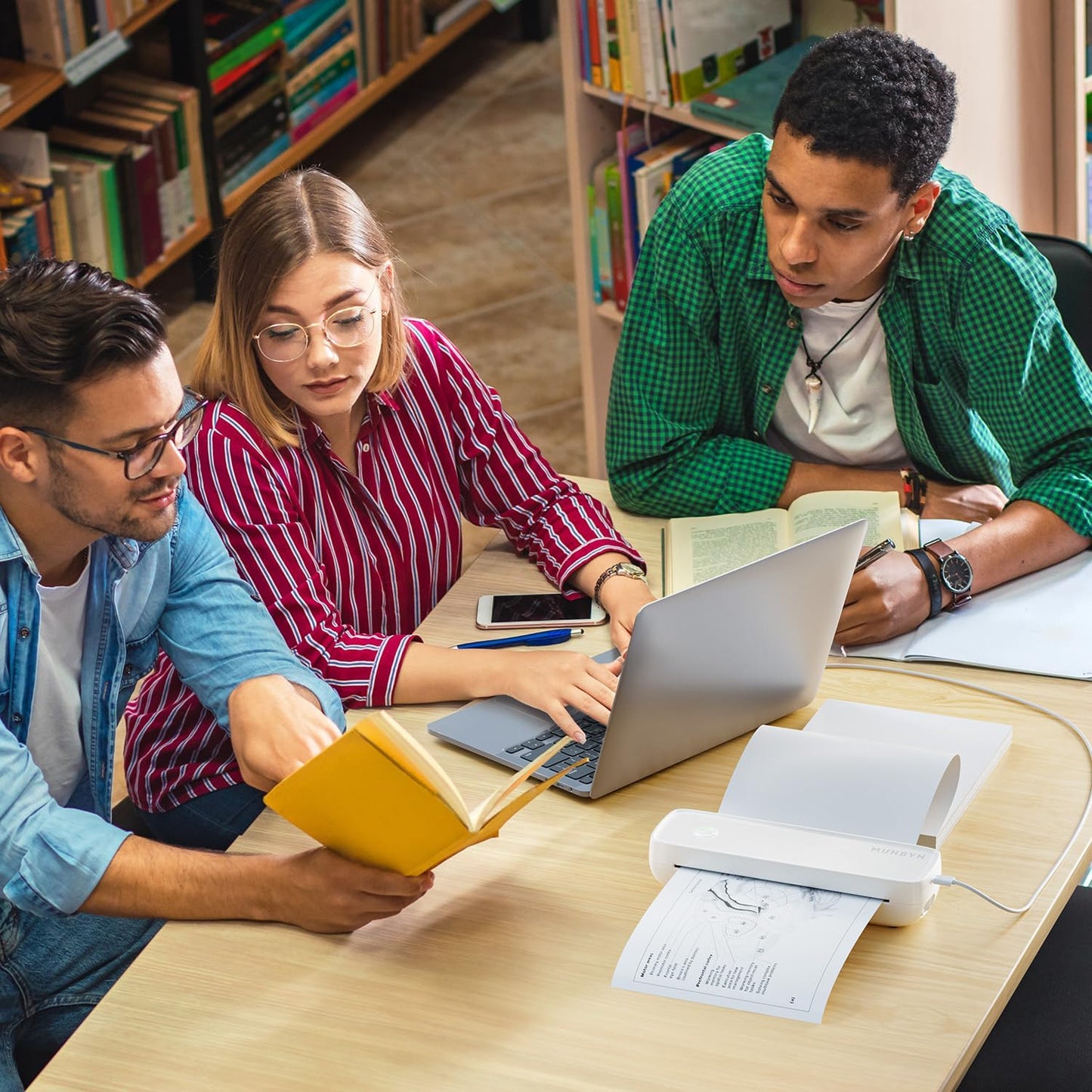 MUNBYN ITP04 Imprimante Thermique A4, Imprimante Portable sans Encre pour Le Voyage, Bluetooth Compatible avec Les Téléphones et Ordinateurs Portables Android et iOS, Blanc