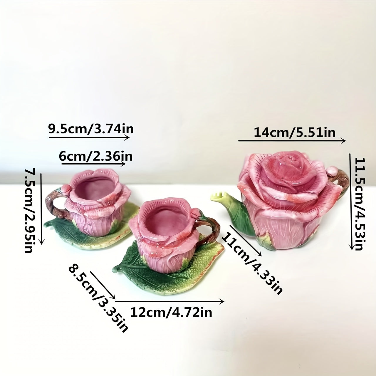 Service à thé en céramique peinte à la main