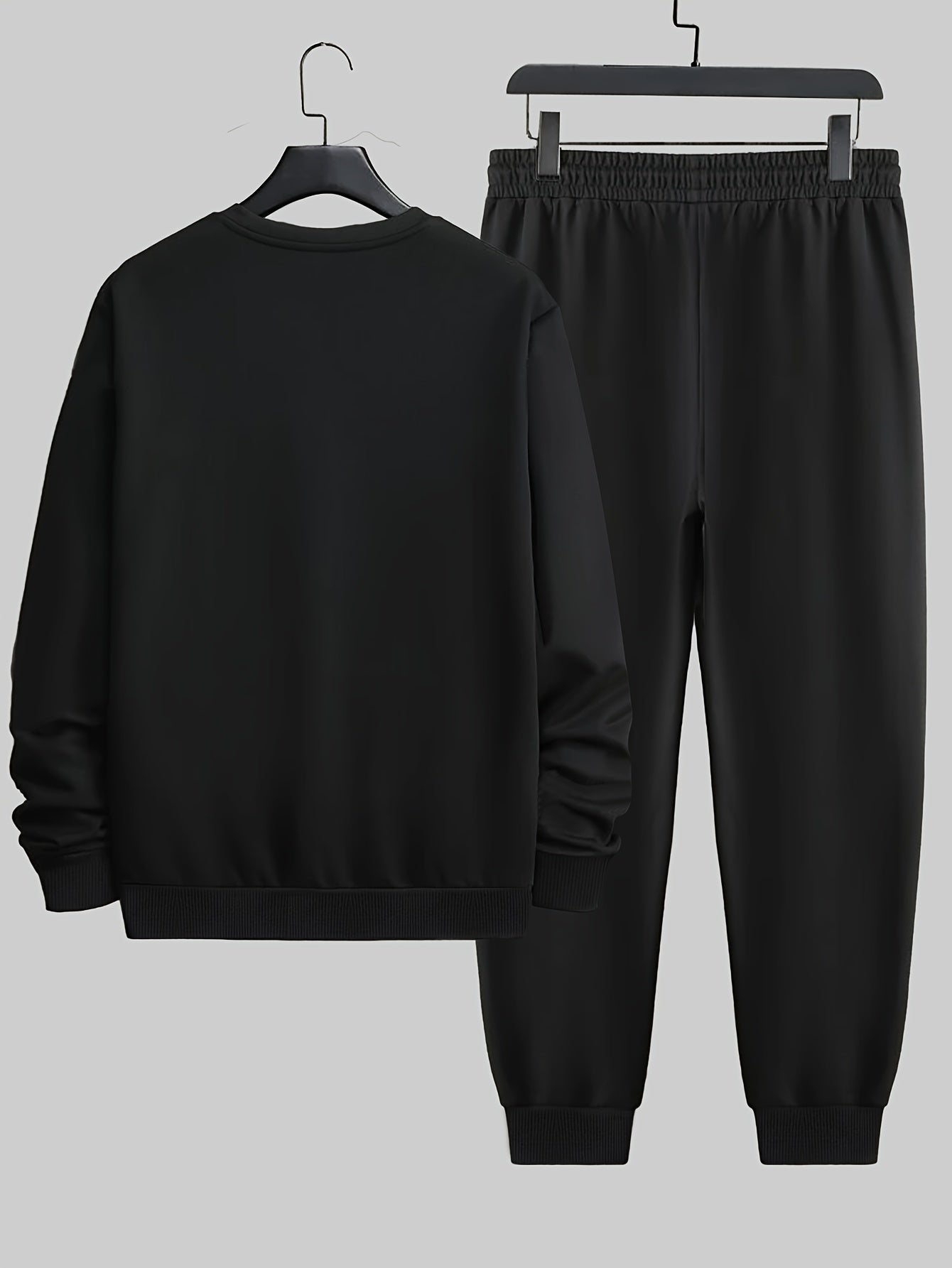 Ensemble deux pièces sweat-shirt et pantalon