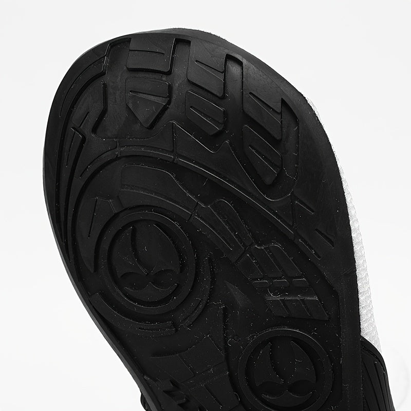 Chaussures de marche légères en maille