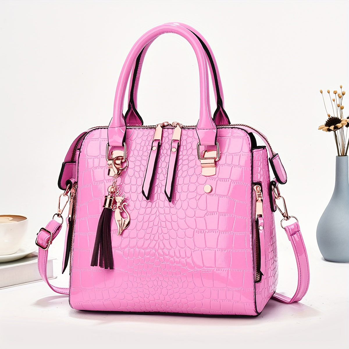 Découvrez ce sac à main tendance qui allie style et polyvalence