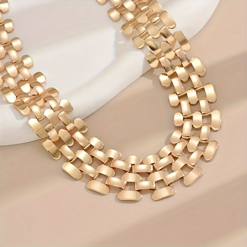 Collier audacieux à maillons hexagonaux creux dorés