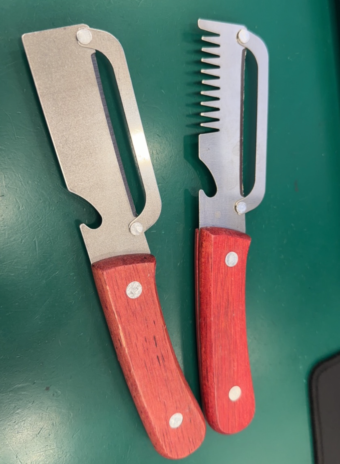 Éplucheur Légumes Multifonction 2-en-1 - Lame Julienne , Manche Bois Ergonomique