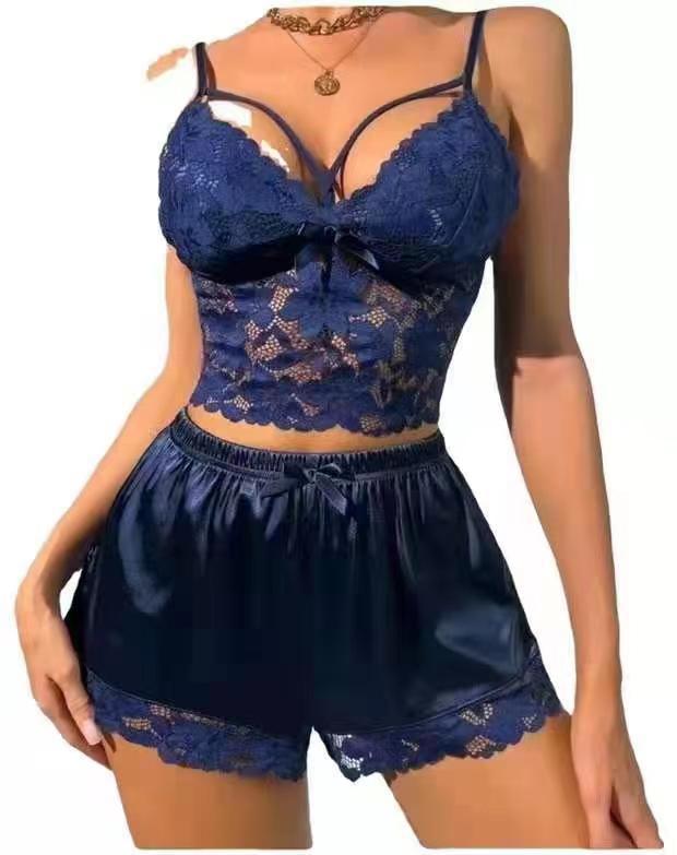 Ensemble pyjama débardeur et short en dentelle