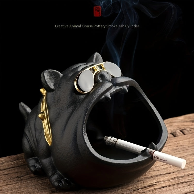 Cendrier en porcelaine en forme de chien