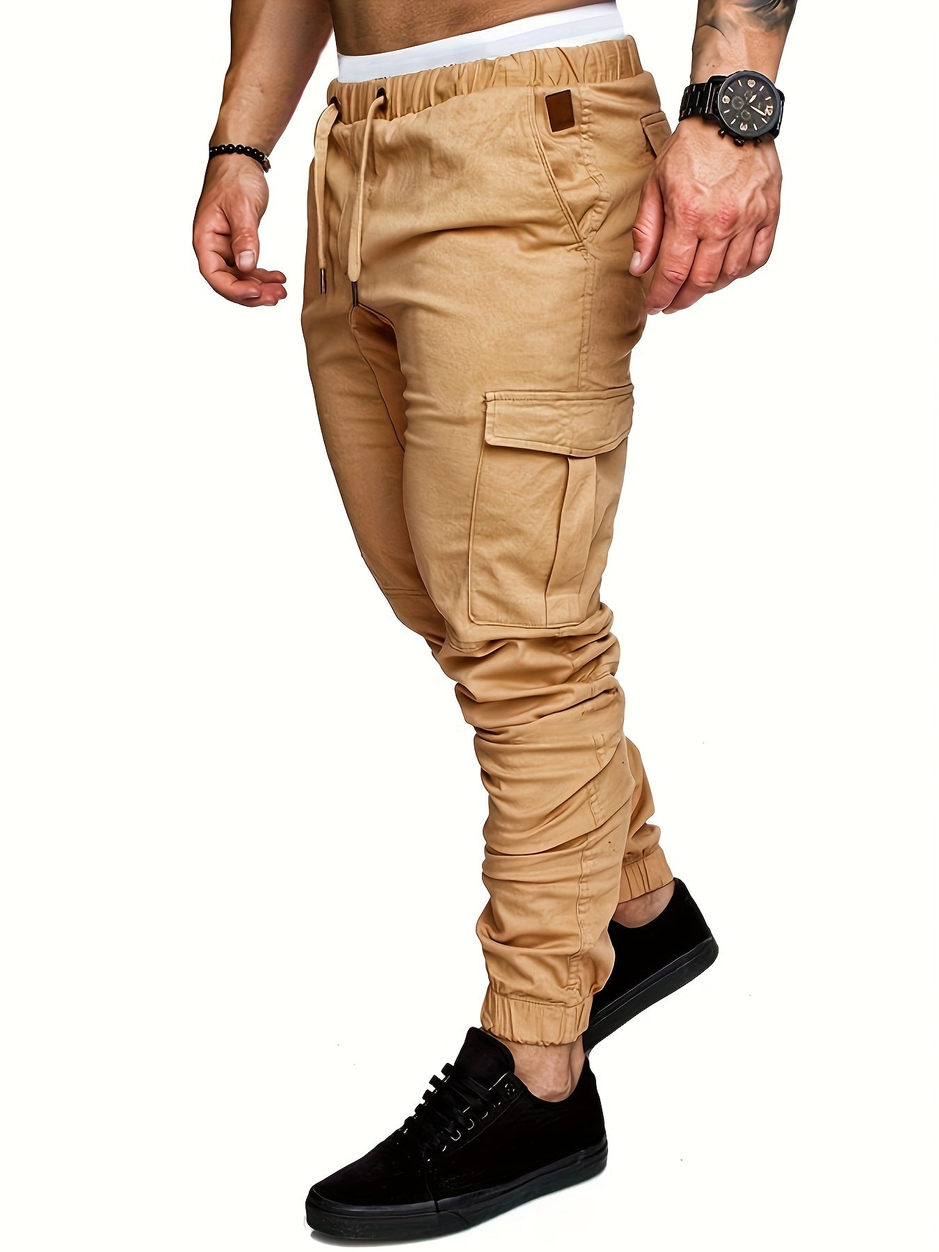 Pantalon cargo robuste pour homme avec design multi-poches, taille réglable