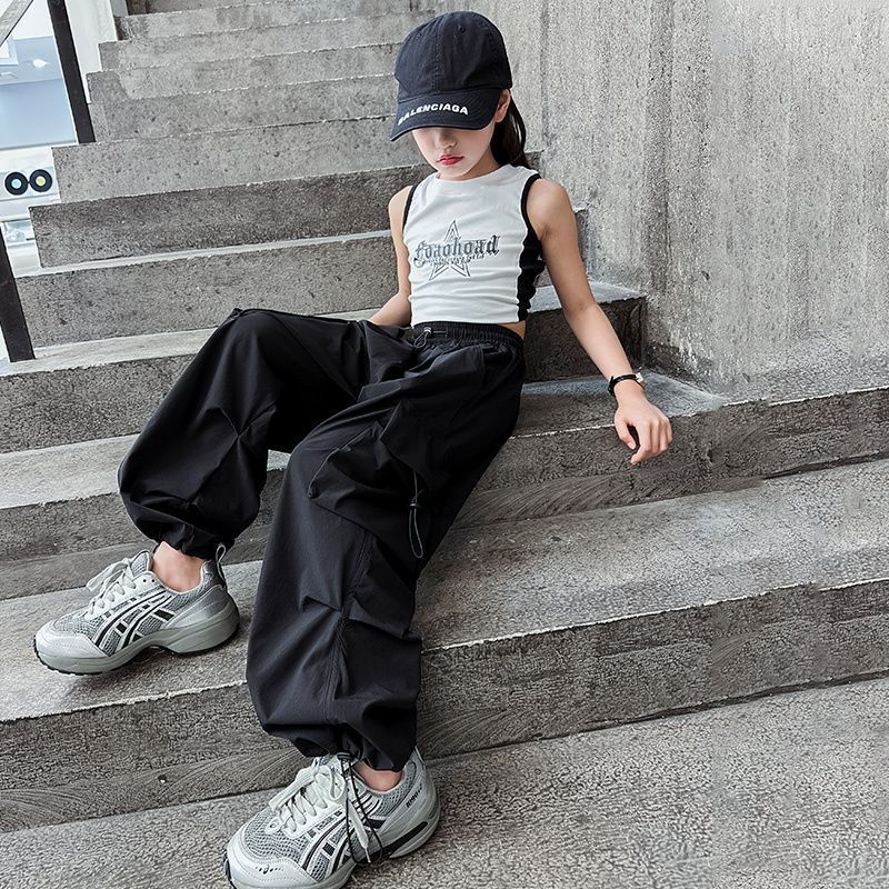 Vêtements , Pantalons pour filles