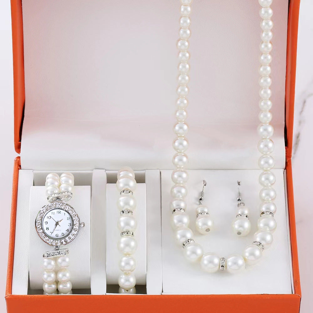 Montre * 1, collier * 1, paire de boucles d'oreilles