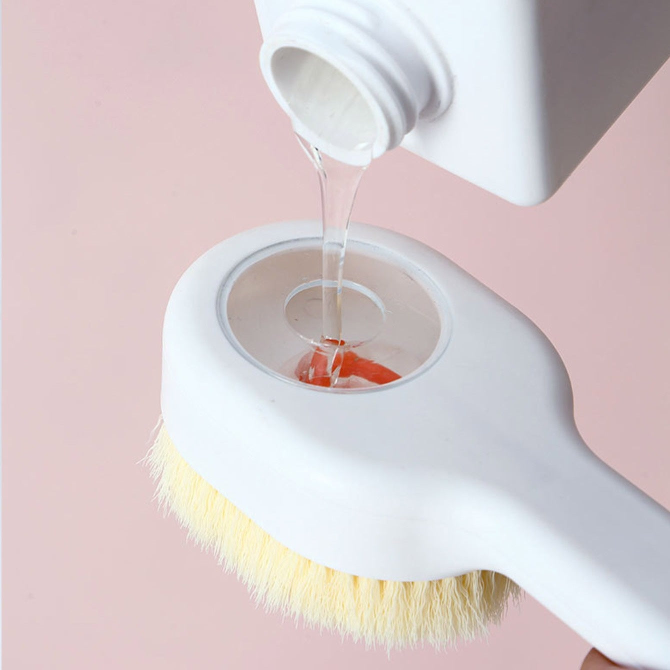 1 brosse de bain avec un long manche en nylon pour frotter le dos et une boule de bain exfoliante