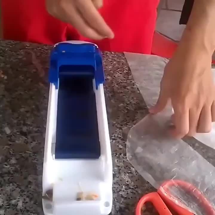 Rouleau manuel robuste avec poignée antidérapante, idéal pour sushis, rouleaux de printemps, nems, feuilles de vigne farcies et raviolis